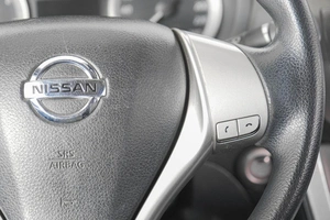 Хетчбэк Nissan Tiida 2015 года, 899000 рублей, Кемерово