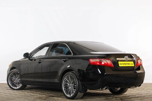 Седан Toyota Camry 2011 года, 1249000 рублей, Тюмень