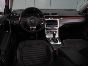 Седан Volkswagen Passat 2012 года, 1272000 рублей, Воронеж