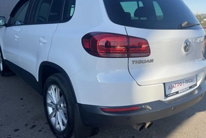 Внедорожник Volkswagen Tiguan 2014 года, 1385000 рублей, Солонцы