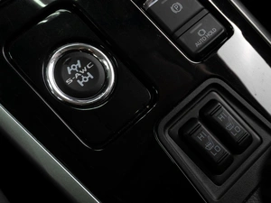 Внедорожник Mitsubishi Outlander 2022 года, 3710000 рублей, Тюмень