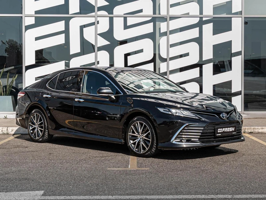 Седан Toyota Camry 2022 года, 3400000 рублей, Краснодар