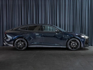 Лифтбек Changan UNI-V 2024 года, 2390000 рублей, Волгоград