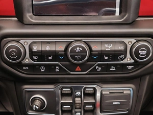 Внедорожник Jeep Wrangler 2023 года, 7790000 рублей, Павловская Слобода