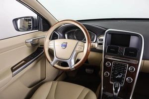 Внедорожник Volvo XC60 2015 года, 2319000 рублей, Пермь