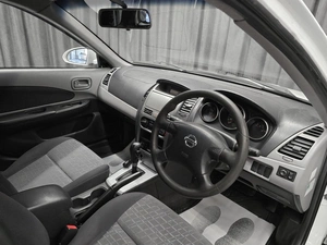 Универсал Nissan Wingroad 2001 года, 320000 рублей, Красноярск