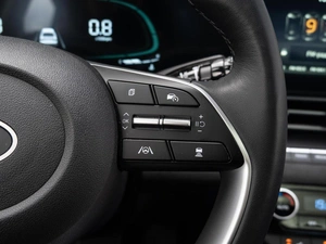 Седан Hyundai Elantra 2023 года, 2300000 рублей, Краснодар