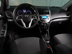 Седан Hyundai Solaris 2013 года, 639000 рублей, Воронеж