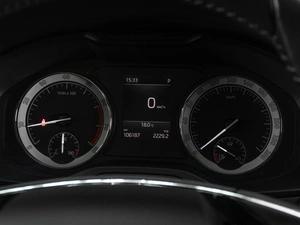 Внедорожник Skoda Karoq 2021 года, 2099000 рублей, Тюмень