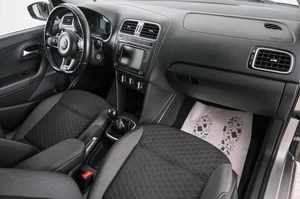 Седан Volkswagen Polo 2018 года, 1229000 рублей, Красноярск