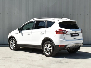 Внедорожник Ford Kuga 2012 года, 900000 рублей, Краснодар