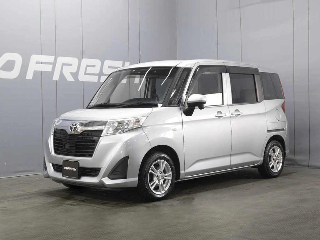 Минивэн Toyota Roomy 2018 года, 998000 рублей, Омск