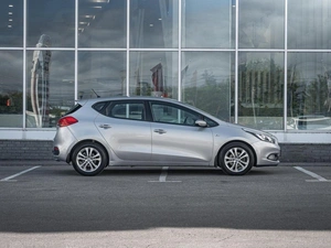 Хетчбэк Kia Ceed 2013 года, 920000 рублей, Нижний Новгород