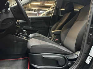 Седан Hyundai Solaris 2021 года, 1327000 рублей, Красноярск