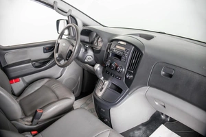 Минивэн Hyundai Grand Starex 2012 года, 1500000 рублей, Пермь