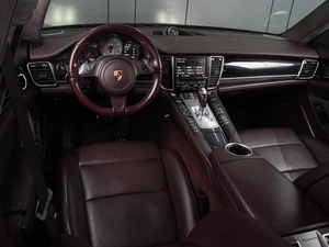 Лифтбек Porsche Panamera GTS 2012 года, 2100000 рублей, Воронеж