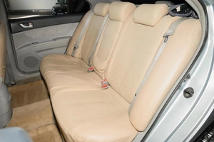 Седан Hyundai Sonata 2005 года, 749000 рублей, Ульяновск