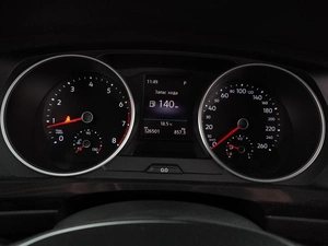 Внедорожник Volkswagen Tiguan 2019 года, 2375000 рублей, Воронеж