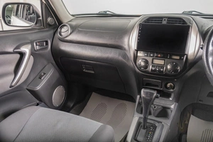 Внедорожник Toyota RAV4 2003 года, 799000 рублей, Томск