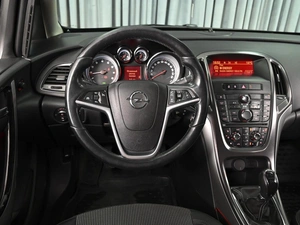 Хетчбэк Opel Astra 2011 года, 959000 рублей, Ставрополь