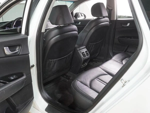 Седан Kia Optima 2019 года, 1964000 рублей, Воронеж