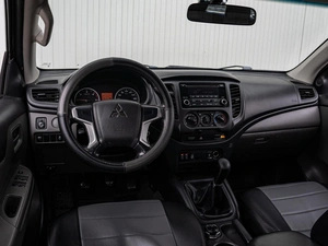 Пикап Mitsubishi L200 2017 года, 1575000 рублей, Краснодар