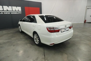 Седан Toyota Camry 2015 года, 2000000 рублей, Курск