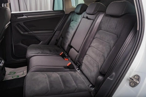 Внедорожник Volkswagen Tiguan 2018 года, 2369000 рублей, Томск