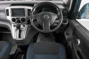 Минивэн Nissan NV200 2010 года, 1119000 рублей, Красноярск