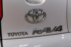 Внедорожник Toyota RAV4 2008 года, 1299000 рублей, Новокузнецк