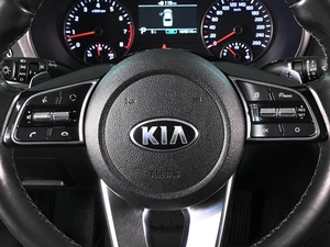 Седан Kia Optima 2018 года, 1759000 рублей, Аксай