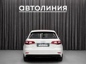 Хетчбэк Audi A3 2016 года, 1599000 рублей, Красноярск