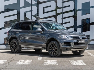 Внедорожник Volkswagen Touareg 2012 года, 2200000 рублей, Краснодар