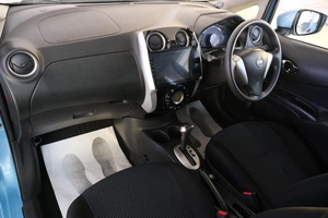 Хетчбэк Nissan Note 2014 года, 849000 рублей, Омск