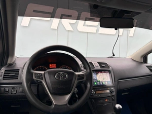 Седан Toyota Avensis 2011 года, 1099000 рублей, Ижевск