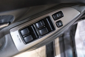 Внедорожник Toyota Land Cruiser Prado 2005 года, 2149000 рублей, Новокузнецк