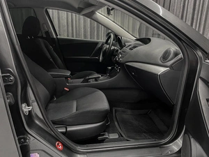 Седан Mazda 3 2012 года, 770000 рублей, Красноярск