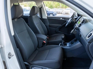 Внедорожник Volkswagen Tiguan 2013 года, 1350000 рублей, Волгоград