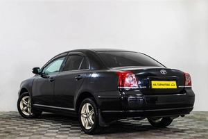 Седан Toyota Avensis 2006 года, 819000 рублей, Сургут