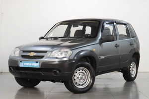Внедорожник Chevrolet Niva 2012 года, 489000 рублей, Челябинск