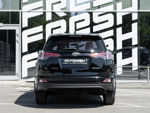 Внедорожник Toyota RAV4 2017 года, 2019000 рублей, Волгоград