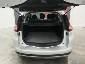 Компактвэн Renault Scenic 2018 года, 1920000 рублей, Курск