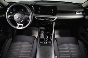 Седан Kia K5 2020 года, 2049000 рублей, Сургут