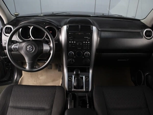 Внедорожник Suzuki Grand Vitara 2012 года, 1150000 рублей, Омск
