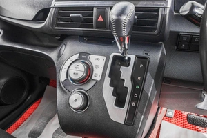 Минивэн Toyota Sienta 2020 года, 1289000 рублей, Барнаул