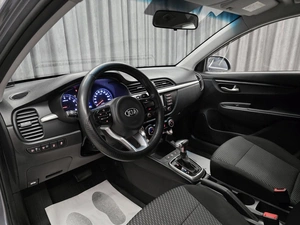 Седан Kia Rio 2019 года, 1430000 рублей, Красноярск