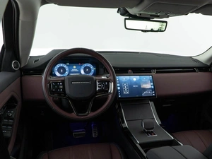 Внедорожник Land Rover Range Rover Evoque 2024 года, 5643055 рублей, Москва