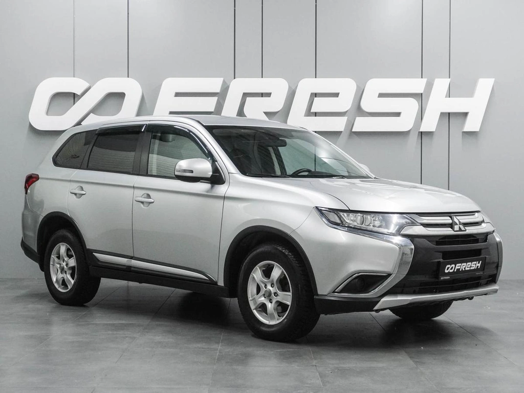 Внедорожник Mitsubishi Outlander 2017 года, 1843000 рублей, Воронеж