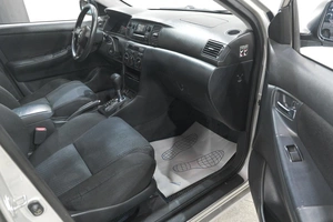 Седан Toyota Corolla 2005 года, 629000 рублей, Новокузнецк