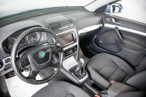 Универсал Skoda Octavia 2010 года, 929000 рублей, Пермь